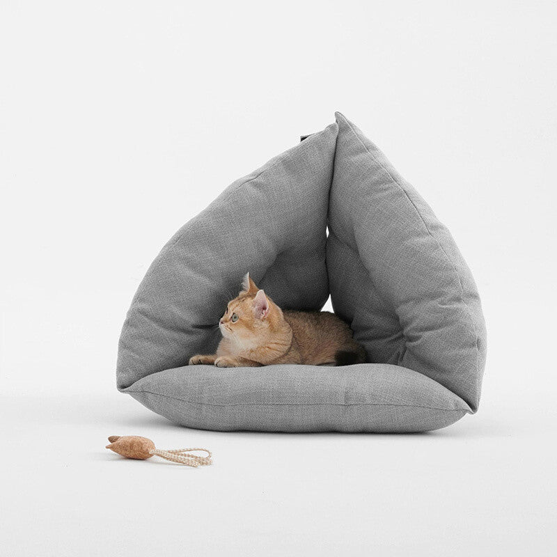 "Triangle Cat Nest—Perfect Comfort for Your Furry Friend!" - EASY BUYZ